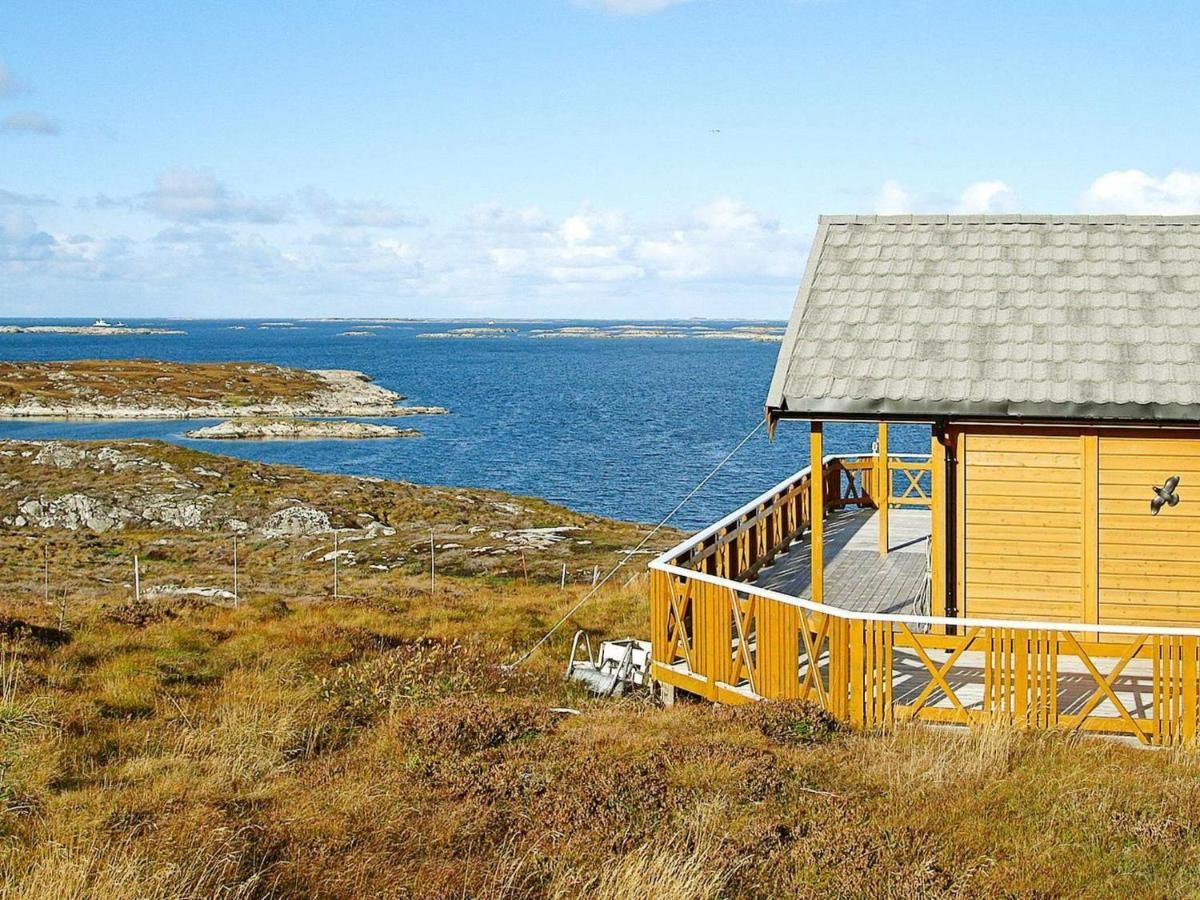 Three-Bedroom Holiday Home In Dyrvik Tuvnes Exteriör bild